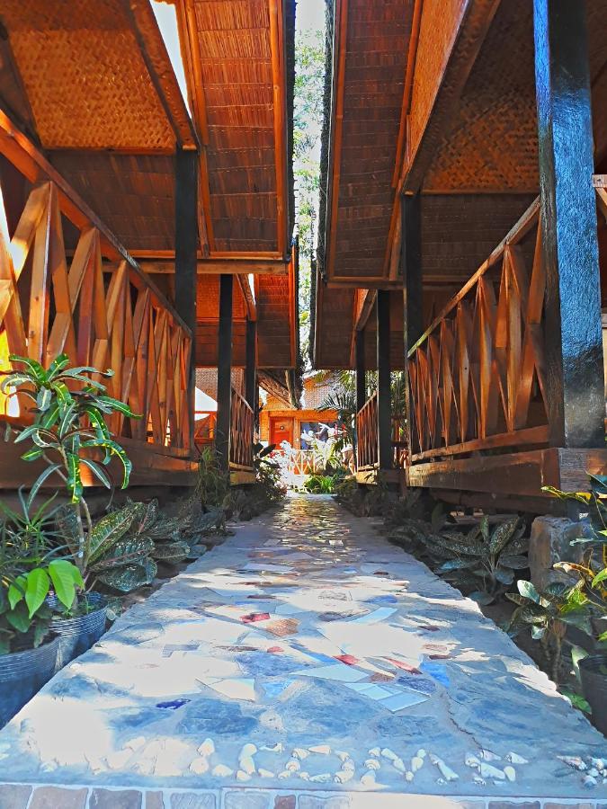 Castaway Native Huts Appartement San Vicente  Buitenkant foto